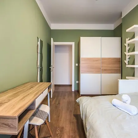 By Halu! Apartment *